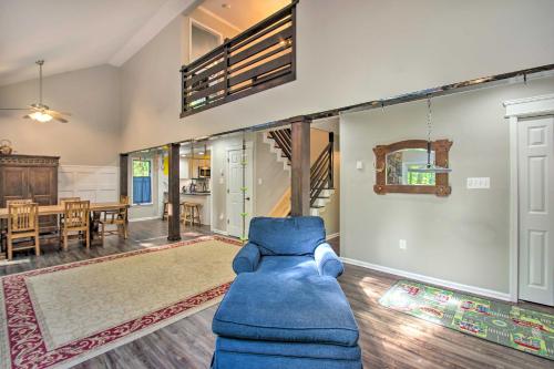 Peaceful New Market Cabin with Deck and Fire Pit! in New Market (VA)