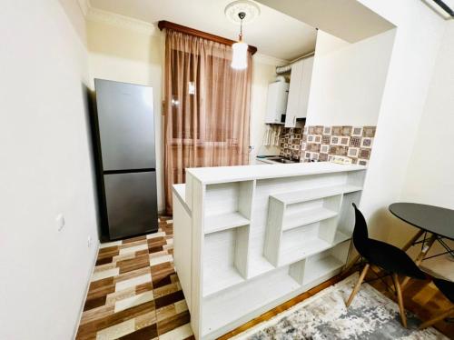 Modern Elegant Renovated Apartment, New Building, Chekhov stree