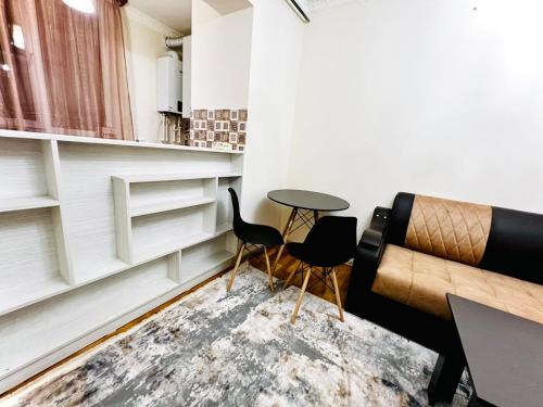 Modern Elegant Renovated Apartment, New Building, Chekhov stree