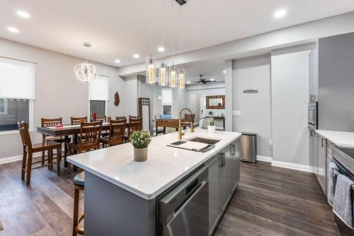 The Gathering House for Family and Friends in Columbus, USA