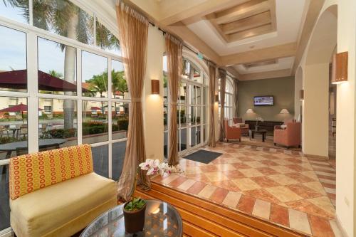 設施, 優質酒店 - 皇家機場 (Quality Hotel Real Aeropuerto) in 聖薩爾瓦多