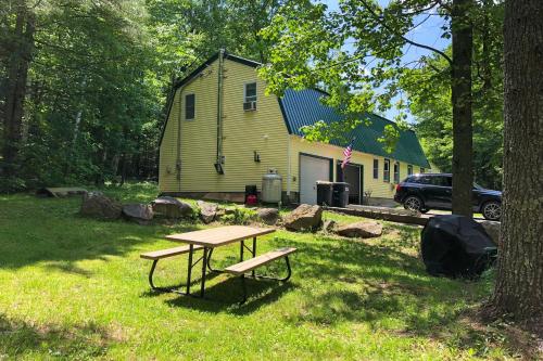 Secluded Home with Fire Pit, 8 Mi to Cannon Mountain in Bethlehem