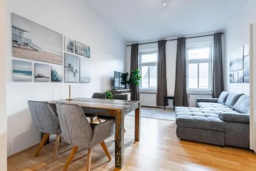 Cozy Apartment Steps Away from Wiener Stadthalle in Wien, Österreich