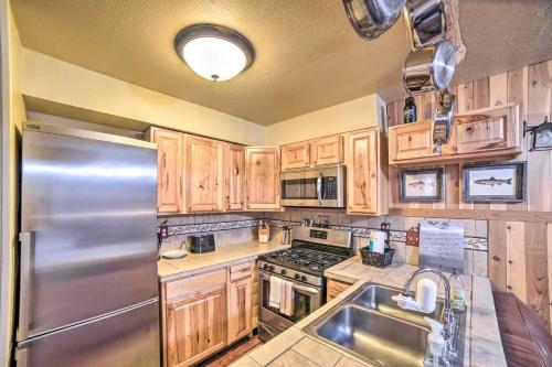 Rustic Condo with Patio Walk to Angel Fire Resort! in Angel Fire, USA