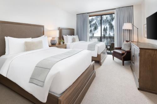 406034862 The Snowpine Lodge