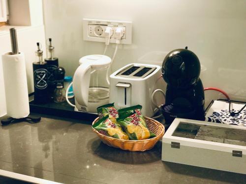 INNA LUXE Fancy & Cozy Near the Fortress - image 11