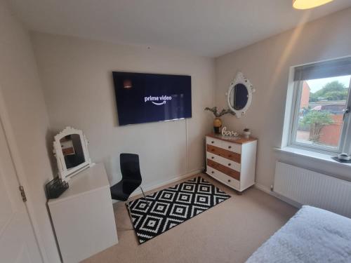 Ladysmith Complex - 8 Bedrooms - image 11