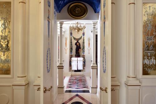 406056154 The Villa Casa Casuarina