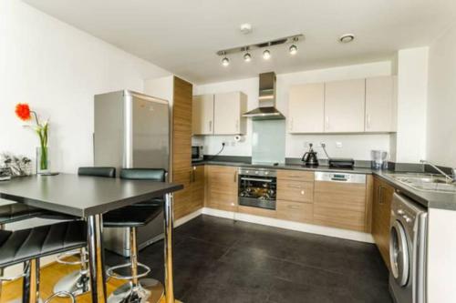 Picture of Luxury 2 Bedroom Apartment In Central London With Free Parking