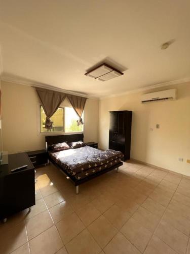 1 bedroom with swimming pool.