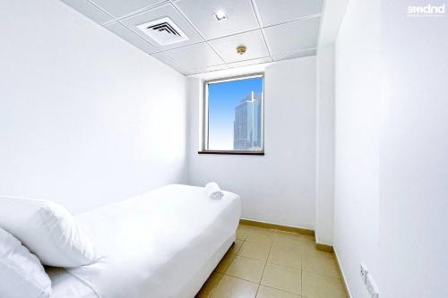 Penthouse With Maids Room- Minutes To Burj & Beach, Dubai