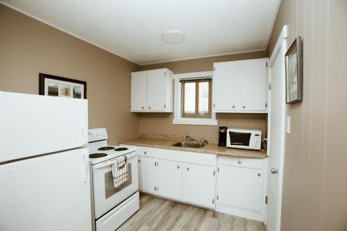 Lone Star Motel in Rossland