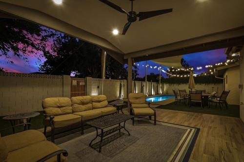 Private Pool & Spa ** Steps to Old Town ** Sanatized near Old Town Scottsdale