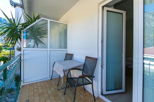 ระเบียง/ชานเรือน, Apartments by the sea Gradac, Makarska - 20041 in กราแดค