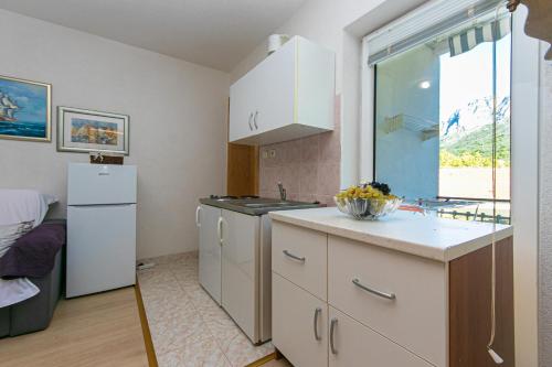 ห้องครัว, Apartments by the sea Gradac, Makarska - 20041 in กราแดค
