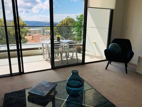 Incredible Waterview Apartment Neutral Bay G301 - image 3