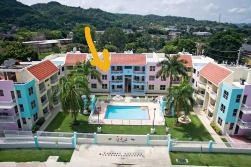 Summer all year! Oceanfront with Pool A/C in Aguadilla