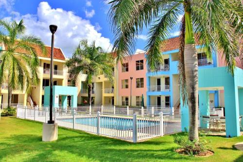 Summer all year! Oceanfront with Pool A/C in Aguadilla