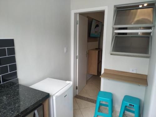 Kitnet Asturias 51B no Ed. Guariatã, próximo a praia das Astúrias em Guarujá (Kitnet Asturias 51B no Ed. Guariata, proximo a praia das Asturias em Guaruja) in 路易斯安東尼奧鎮