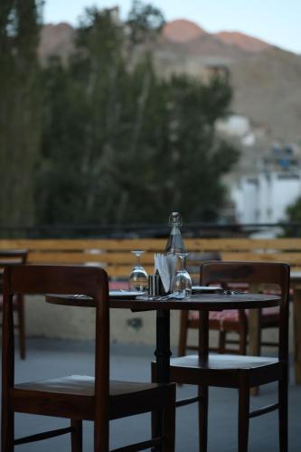 Restaurant, Pal Hotel in Leh
