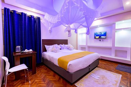 King Room image 10