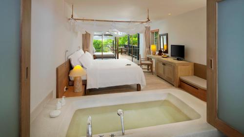 room detail thumbnail 0