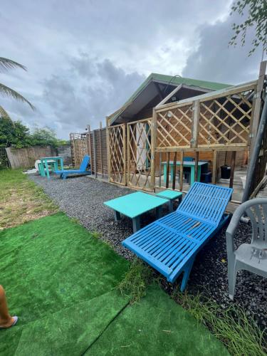 2 Bungalows au bord de la plage de montal a moule loués individuellement ou ensemble - Location saisonnière - Le Moule