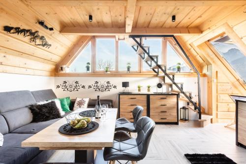 Superior Studio with Mezzanine image 7