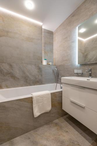 APLEND Lake Resort APLEND Lake Resort