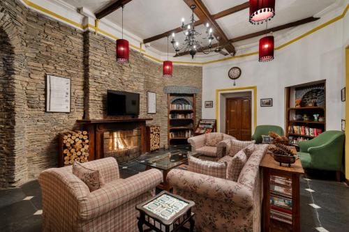 Közös társalgó / TV, Rokeby Manor in Landour
