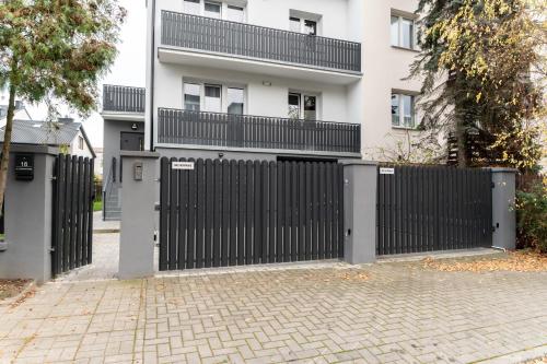 Apartment with Garden View