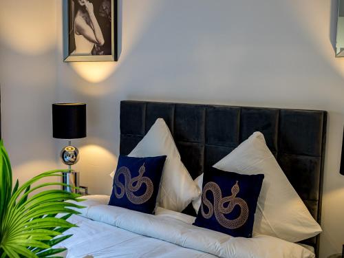 City Apartments by JUNIK Apartments Room Type - Deluxe King Studio