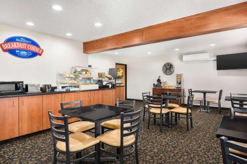 อาหารและเครื่องดื่ม, Baymont By Wyndham Whitefish in ไวท์ฟิช (MT)