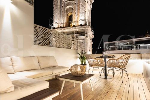 Duplex with private rooftop & view on San Juan church by REMS, Málaga