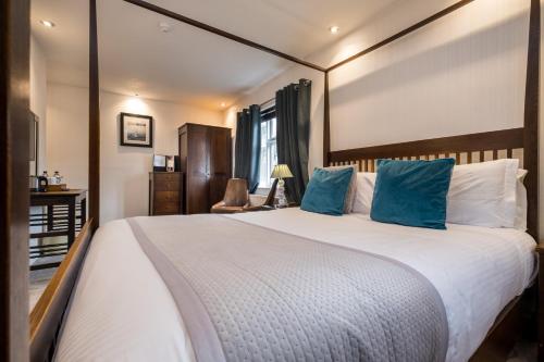 Double room, luxury, spa bathtub
