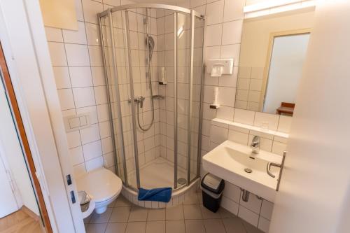 Gästehaus im Priesterseminar Salzburg near Franzis­kaner Templom