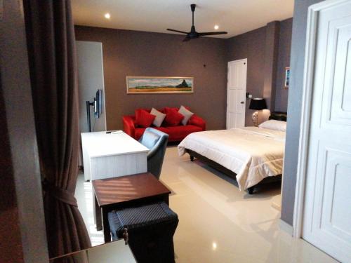 Klong Muang Beach Apartment