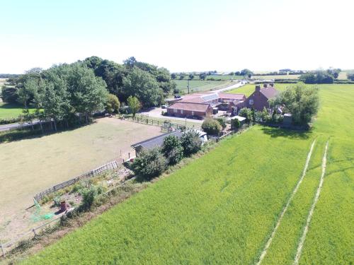 Viesnīcas āriene, The Stables At Eastmoor Farm Large Luxury 2 Bed Cottage with Big Family Bedroom Dog Friendly Secure  in Freistorpa
