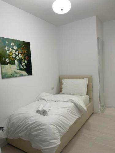 Modern Apartment at Train Station, Tirana (photo 10)