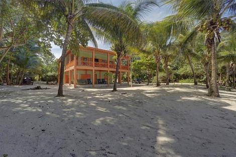 Vue extérieure, Kitty's Beach House in Placencia