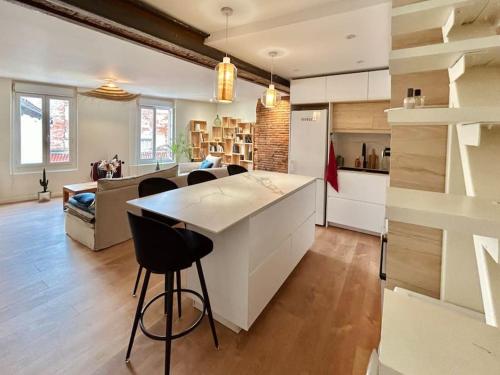 Les Puits Clos : magnifique T2 sous les toits, Toulouse (Foto 5)