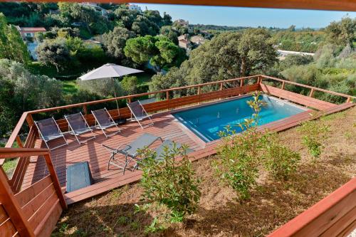 Villa Terrasse et Piscine à l'entrée de Porticcio