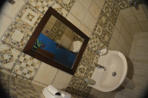 Bathroom, فندق هيسا ارتي Heissa Artie hotel in Manteqet as Sad Al Aali