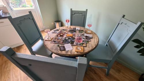 廚房, The Kingfisher, by Spires Accommodation a great location for visiting the NEC and Drayton Manor in 立馬斯頓