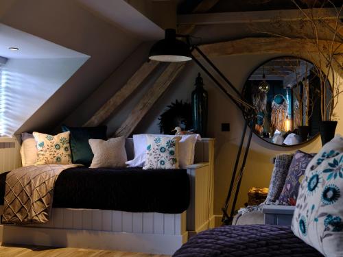 The Elms Hotel & Spa - image 2