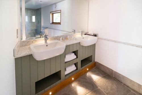 Koupelna, Watership Down Inn in Whitchurch (Hampshire)