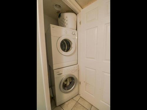 Anastasia 516 - image 22
