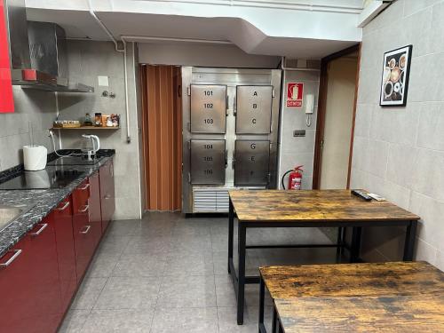 Hostal Alogar - image 9