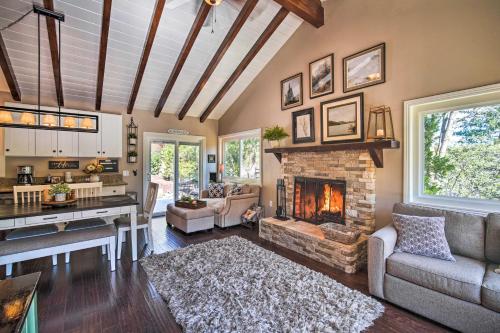 Tree-Lined Twin Peaks Cottage with Custom Stream in Twin Peaks, USA