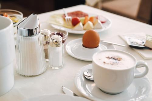 Hotel Regina - image 11